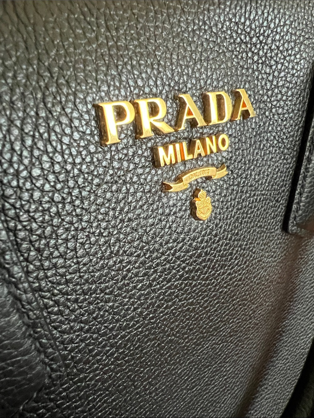 Elegant Like New Prada Black Leather Top-Handle Purse - Picture 11 of 13